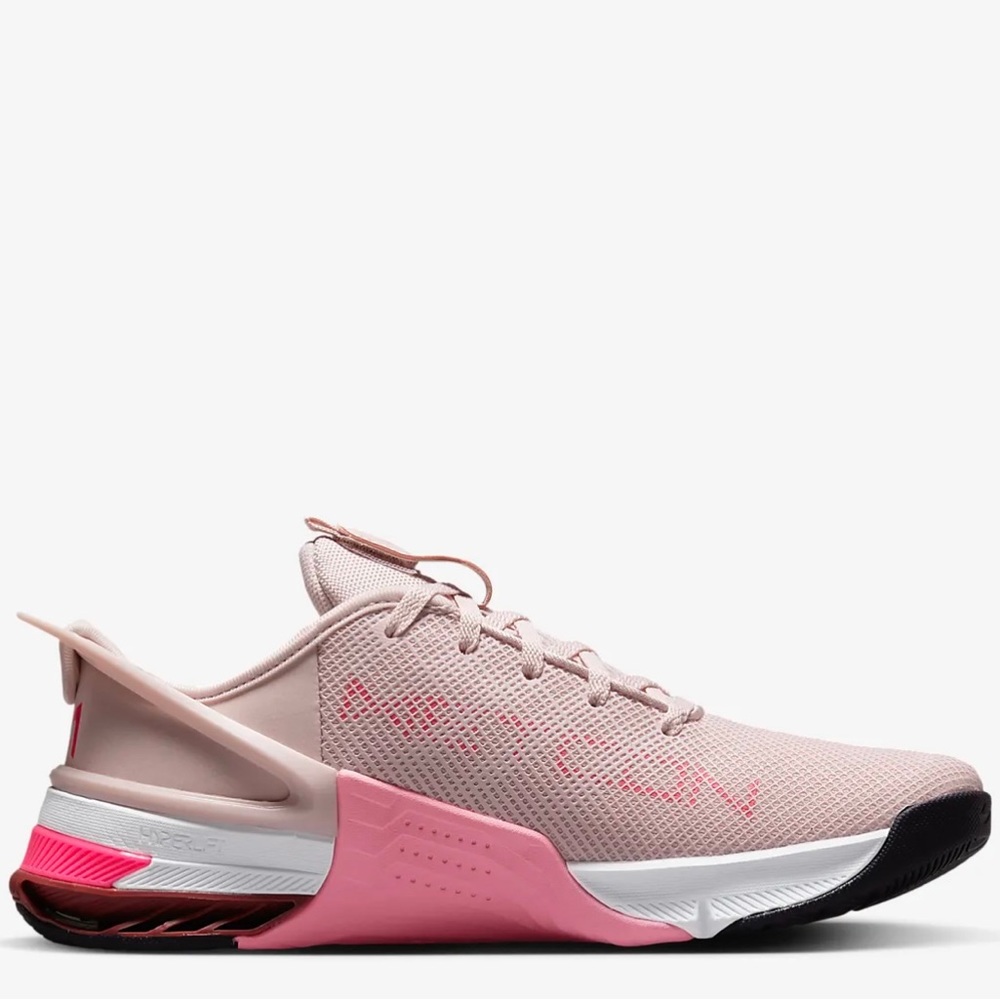 Nike Metcon 8 FlyEase
Women's Easy On/Off Training Shoes 5.5